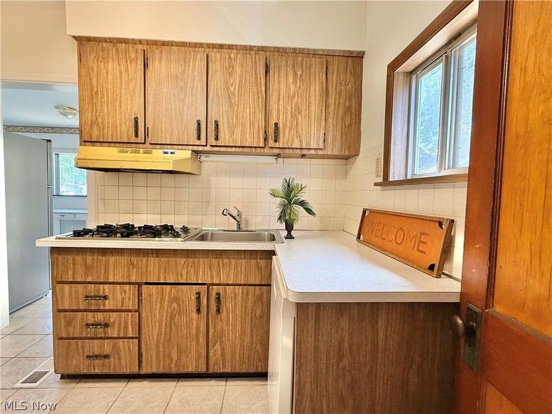 2013 Mayview Avenue, Cleveland, OH 44109 Photo 3