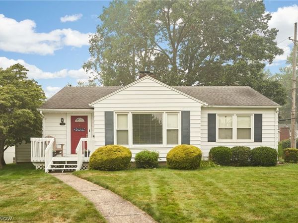 2388 17th Street, Cuyahoga Falls, OH 44223