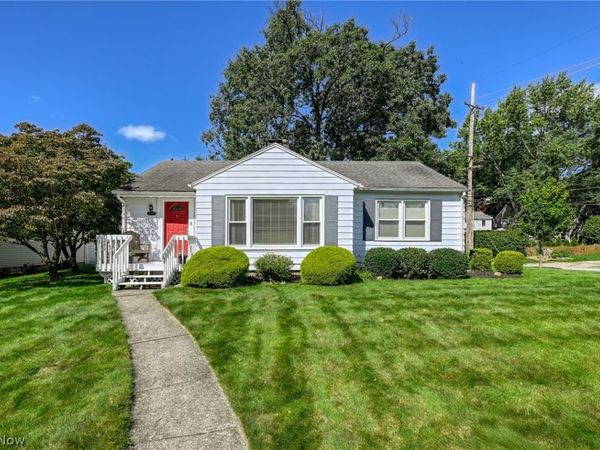 2388 17th Street, Cuyahoga Falls, OH 44223