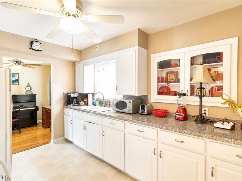 2388 17th Street, Cuyahoga Falls, OH 44223 Photo 6