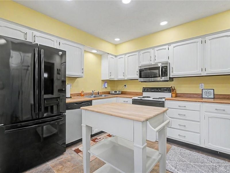 1290 Hollowbrook Drive, Centerville, OH 45458 Photo 15