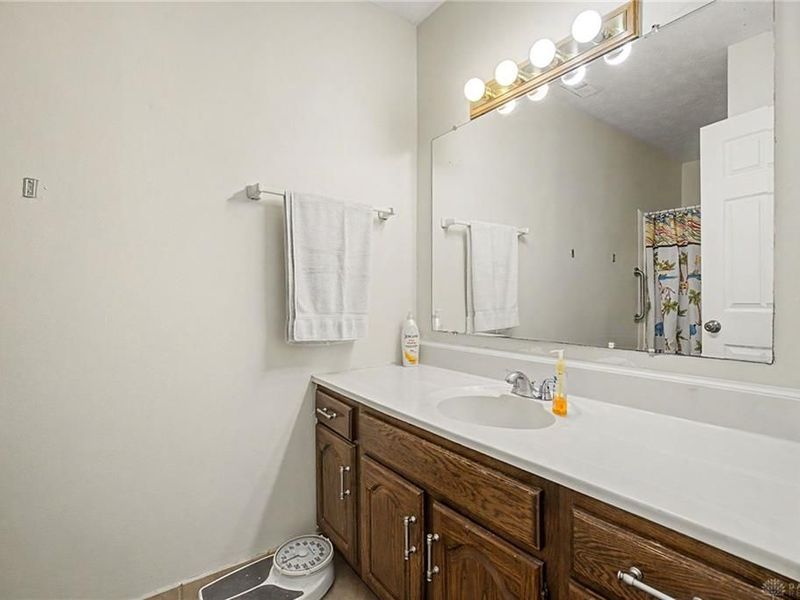 1290 Hollowbrook Drive, Centerville, OH 45458 Photo 22