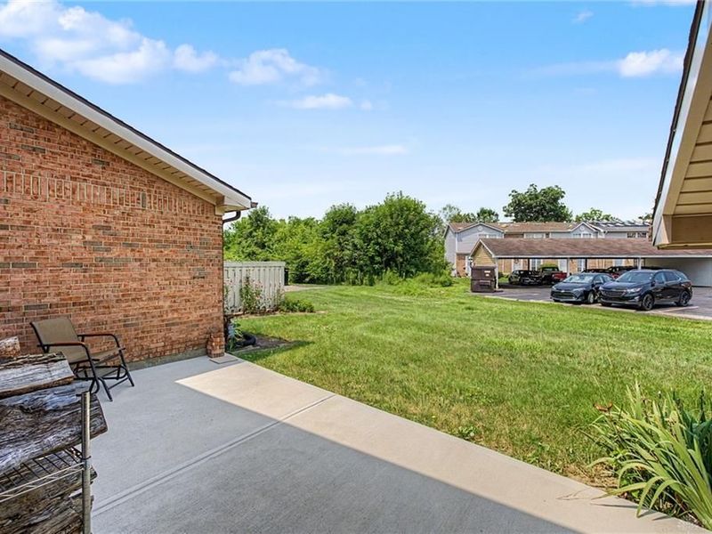 1290 Hollowbrook Drive, Centerville, OH 45458 Photo 28
