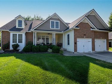 909 Hickory Trail Drive, Wilmington, OH 45177