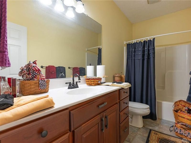 909 Hickory Trail Dr, Wilmington, OH 45177 Photo 26