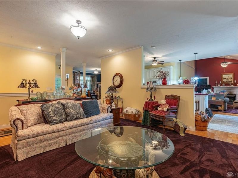 909 Hickory Trail Dr, Wilmington, OH 45177 Photo 4