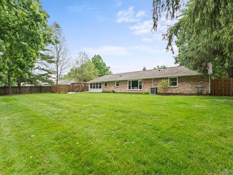 465 Southbrook Drive, Washington Township, OH 45459 Photo 2