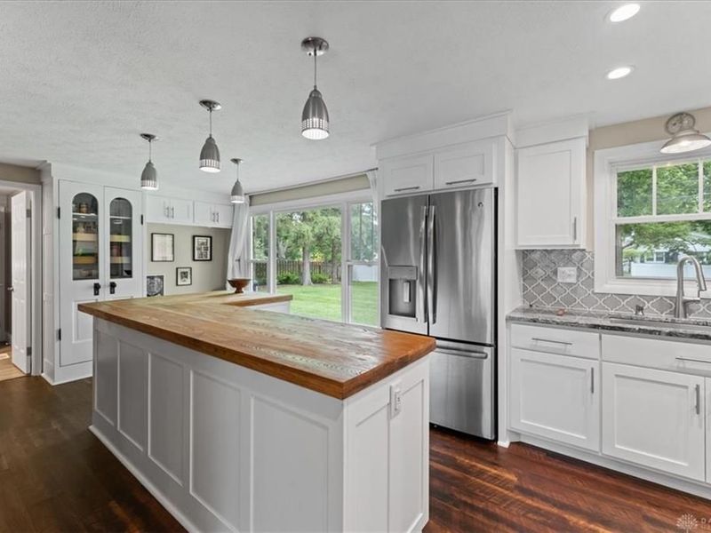 465 Southbrook Drive, Washington Township, OH 45459 Photo 9