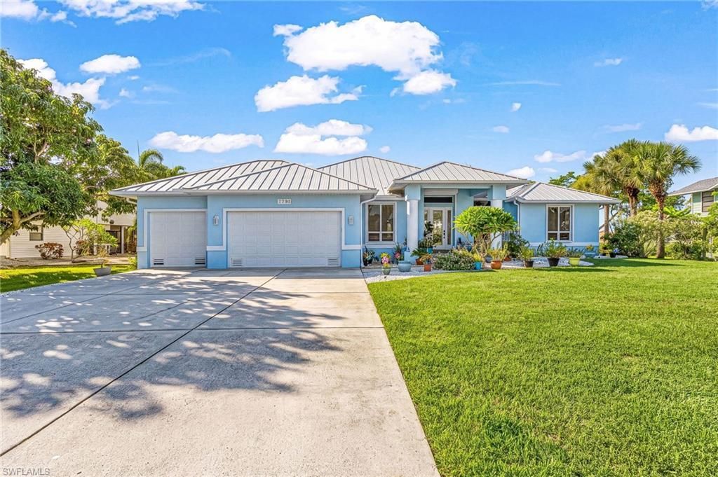 7791 Grande Pine Rd, Bokeelia, FL 33922 Photo