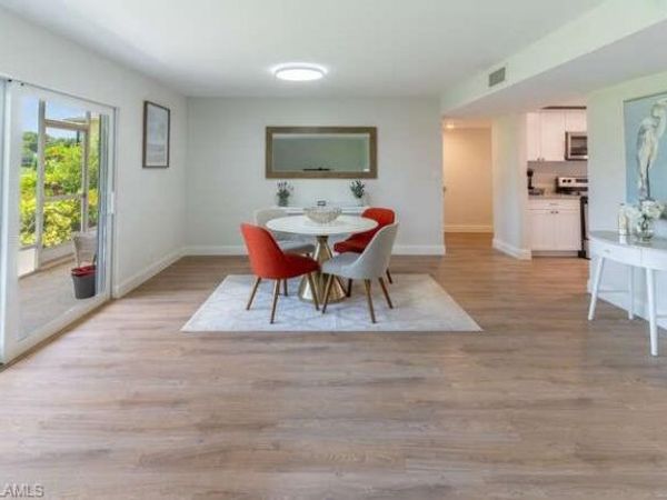 96 Glades BLVD, Unit 513, NAPLES, FL 34112