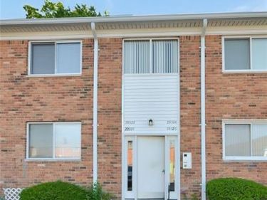 29322 Hoover Road, Unit 322, Warren, Mi 48093