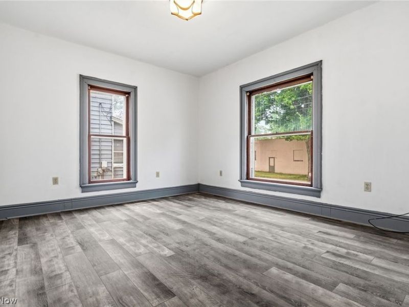 497 Madison Street, Conneaut, OH 44030 Photo 8