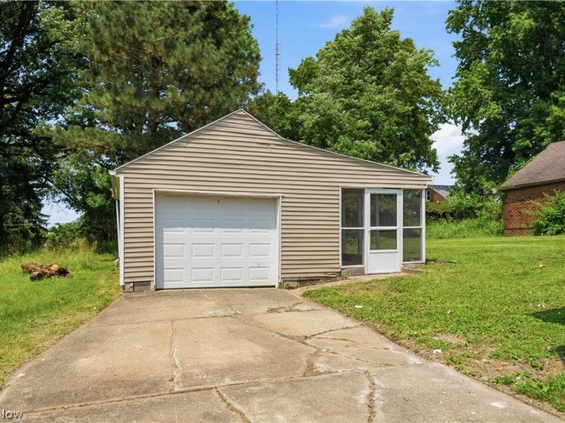 734 Pasadena Avenue, Youngstown, OH 44502 Photo 37