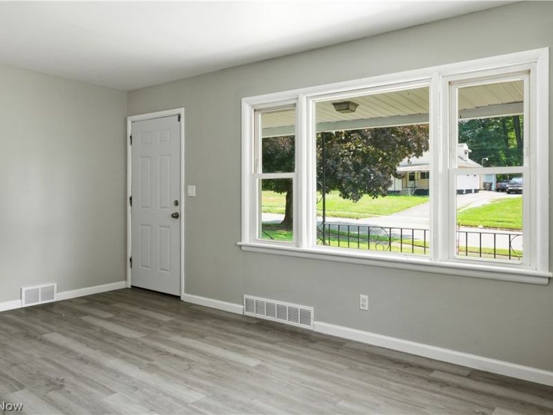734 Pasadena Avenue, Youngstown, OH 44502 Photo 6