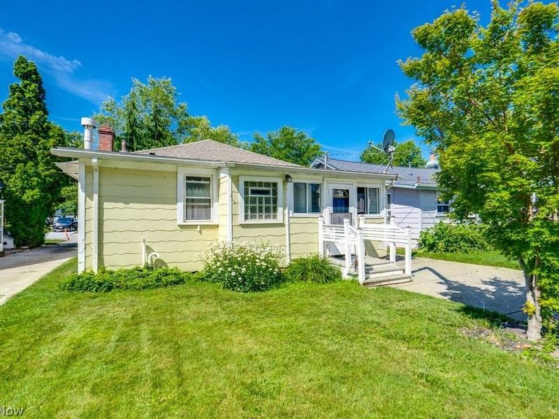 11 E 220th Street, Euclid, OH 44123 Photo 22