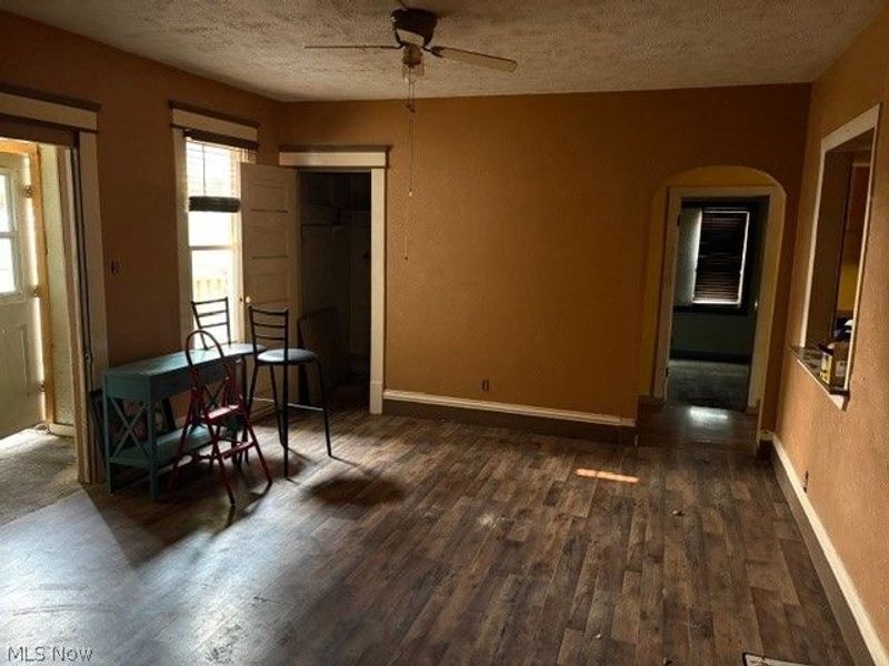 50 E Oxford Street, Alliance, OH 44601 Photo 8
