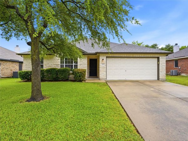 1004 Downridge DR, Leander, TX 78641