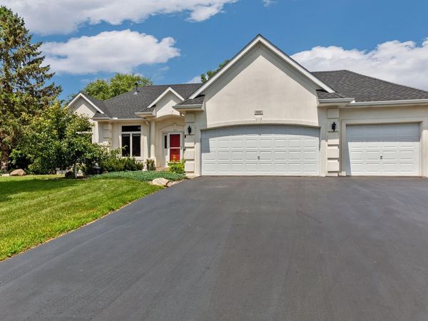 3947 Bailey Ridge Draw, Woodbury, MN 55125