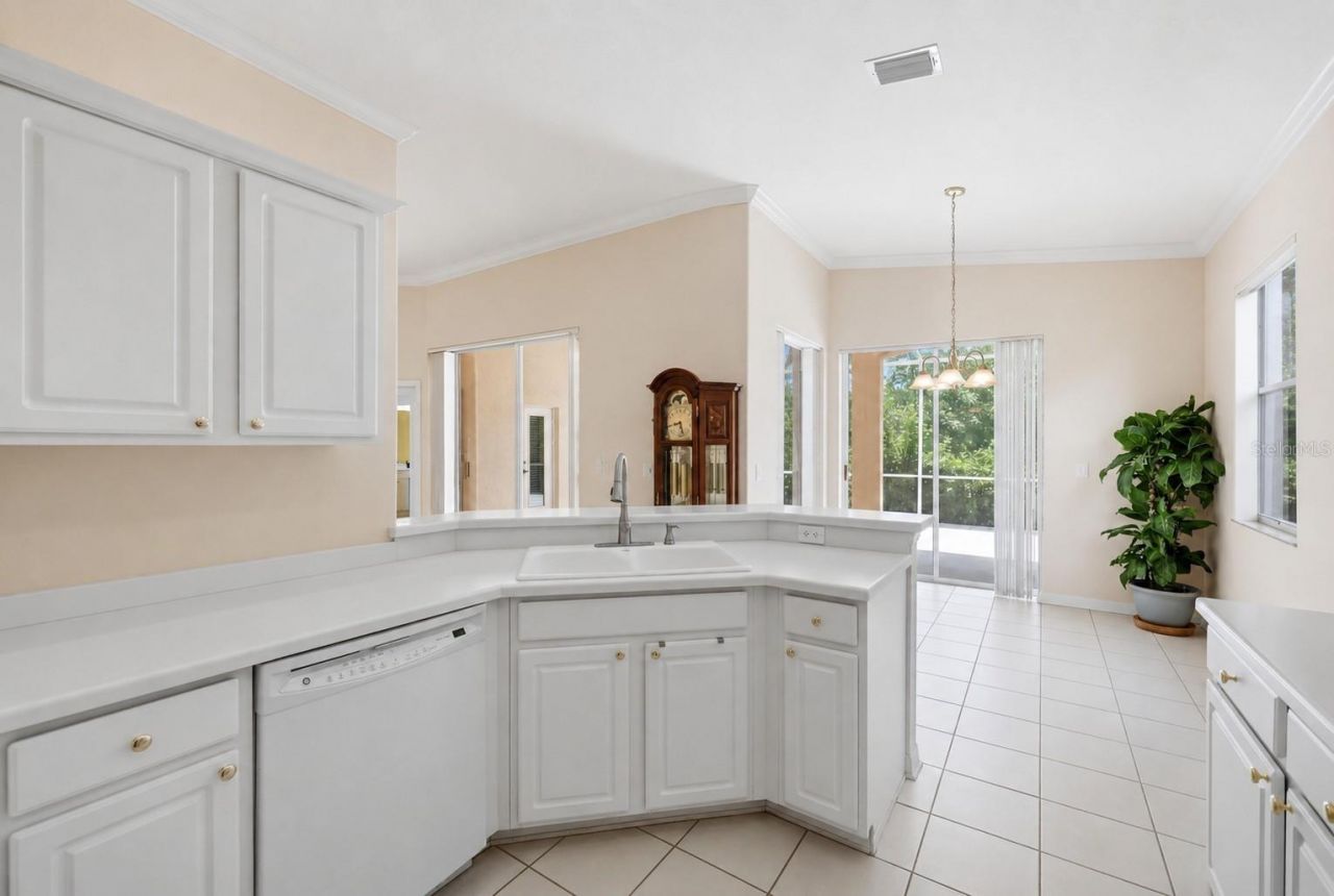 8492 Idlewood Court, Lakewood Ranch, FL 34202 Photo