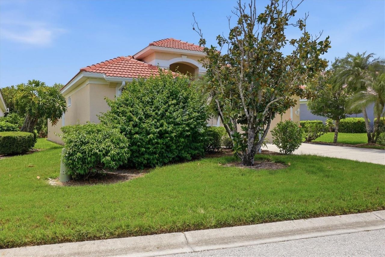8492 Idlewood Court, Lakewood Ranch, FL 34202 Photo
