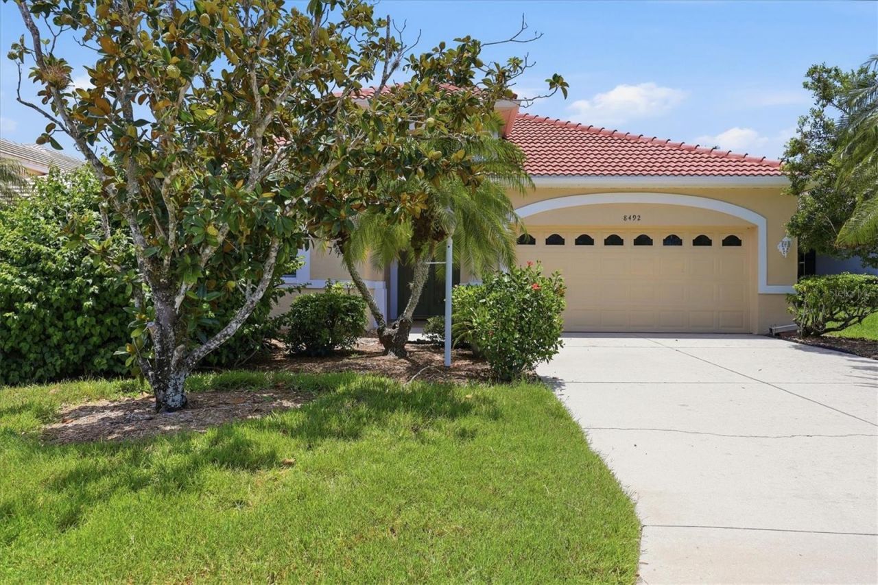 8492 Idlewood Court, Lakewood Ranch, FL 34202 Photo