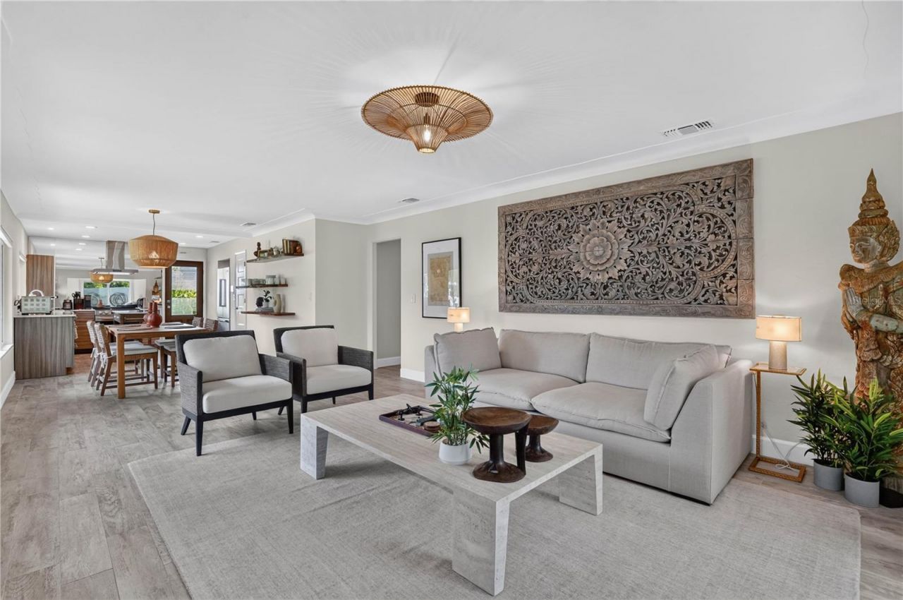418 Sapphire Drive, Sarasota, FL 34234 Photo