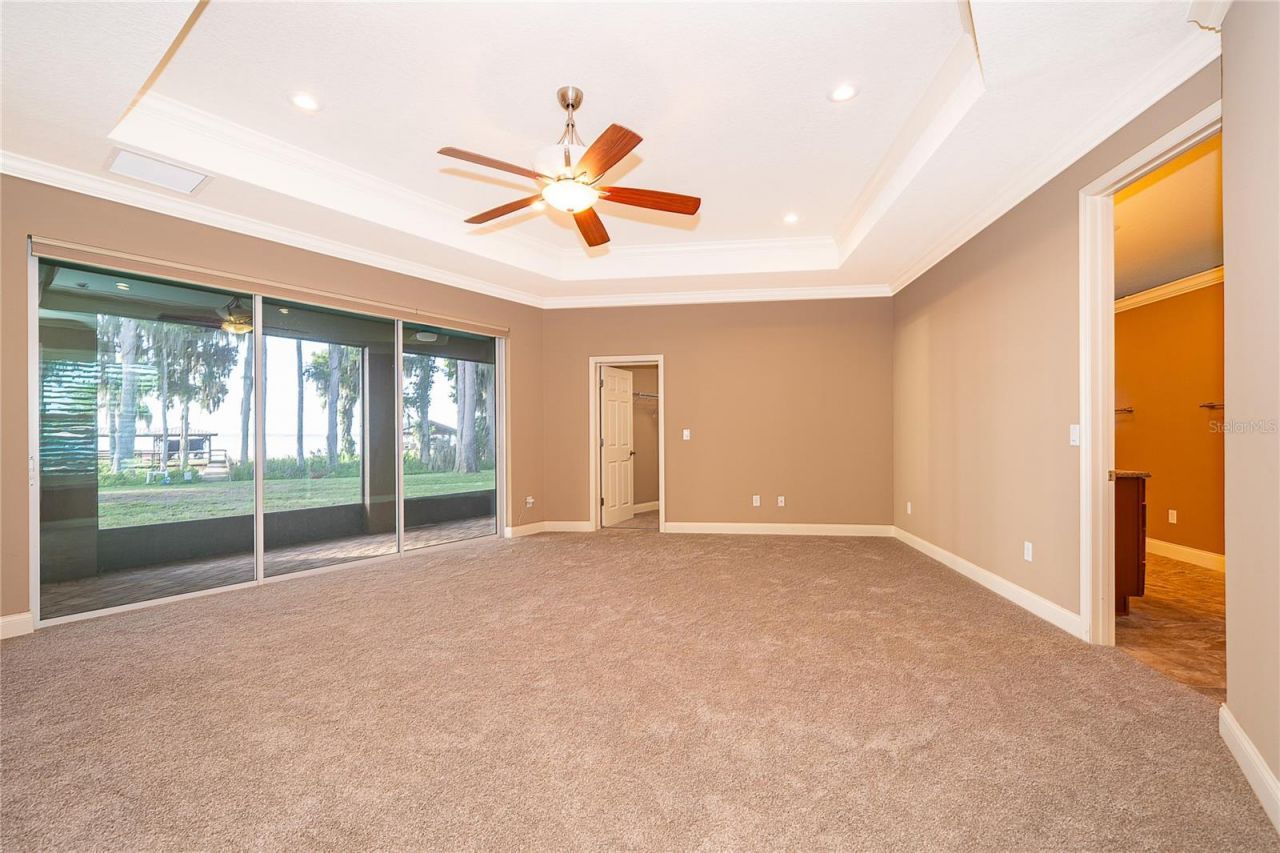 12131 Eagles Point Court, Grand Island, FL 32735 Photo