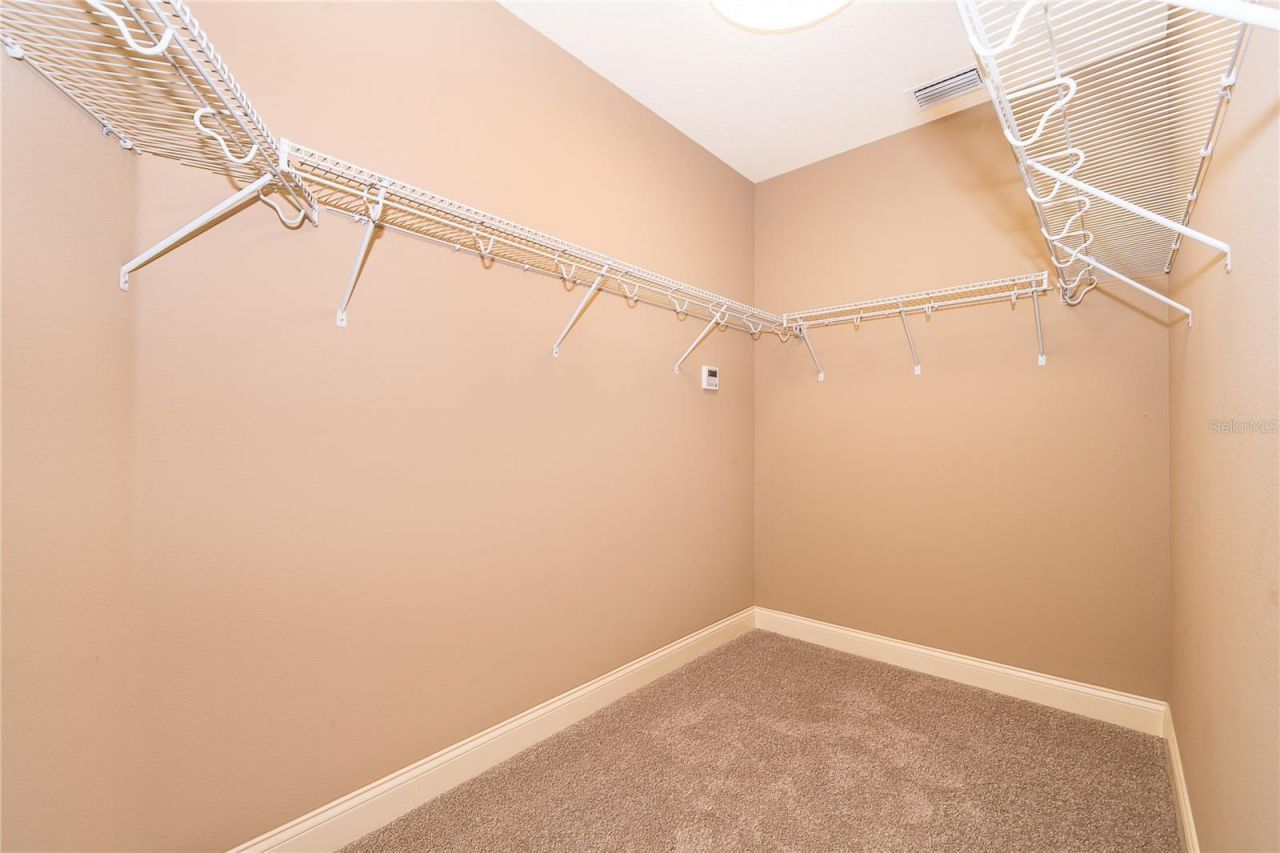 12131 Eagles Point Court, Grand Island, FL 32735 Photo