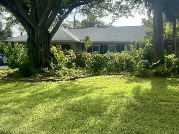5230 VENETIAN BOULEVARD NE, ST PETERSBURG, FL 33703