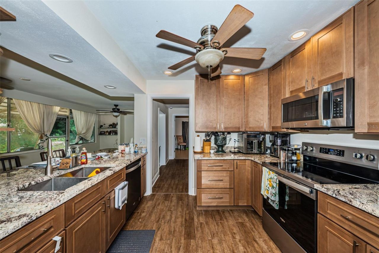 5230 Venetian Boulevard Ne, Saint Petersburg, FL 33703 Photo