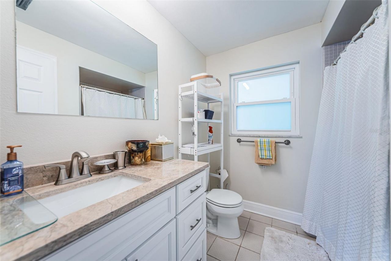 5230 Venetian Boulevard Ne, Saint Petersburg, FL 33703 Photo