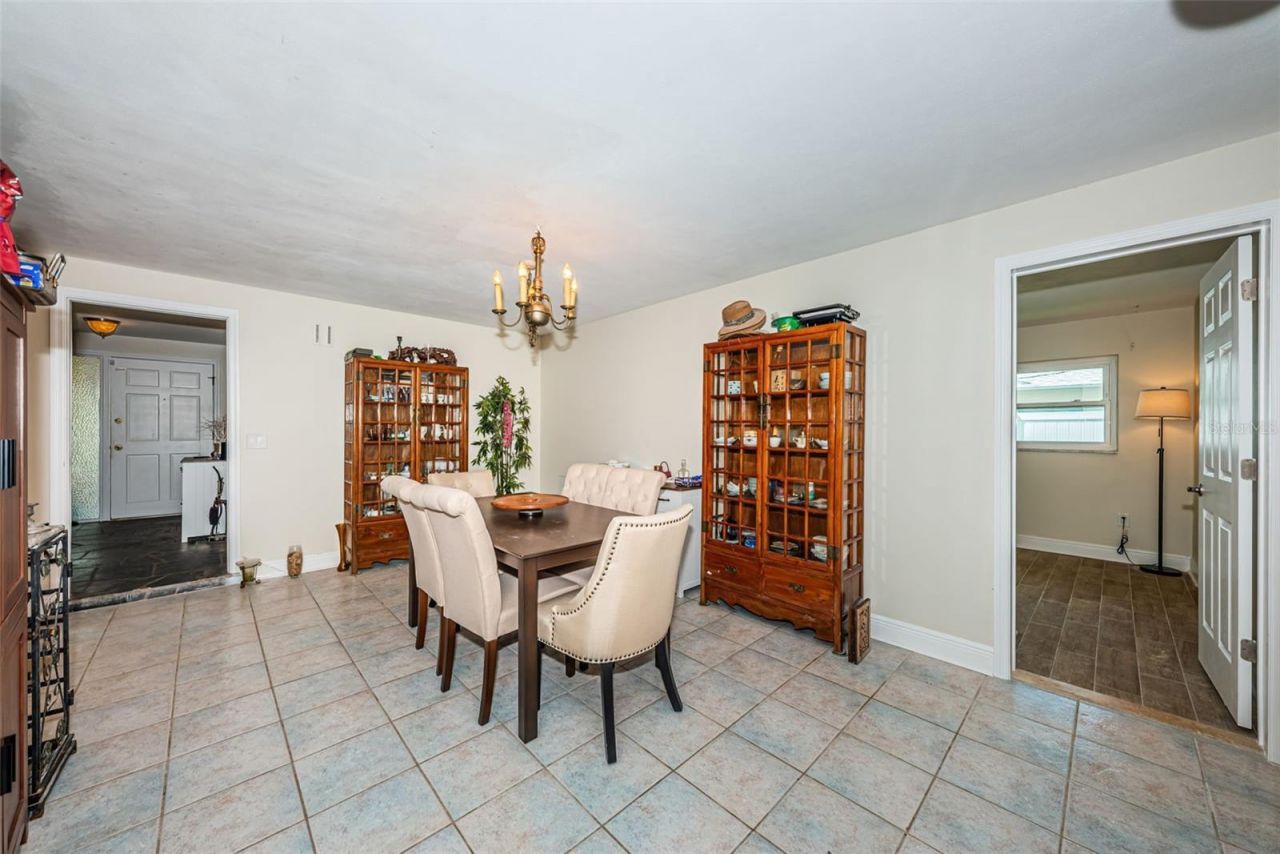 5230 Venetian Boulevard Ne, Saint Petersburg, FL 33703 Photo