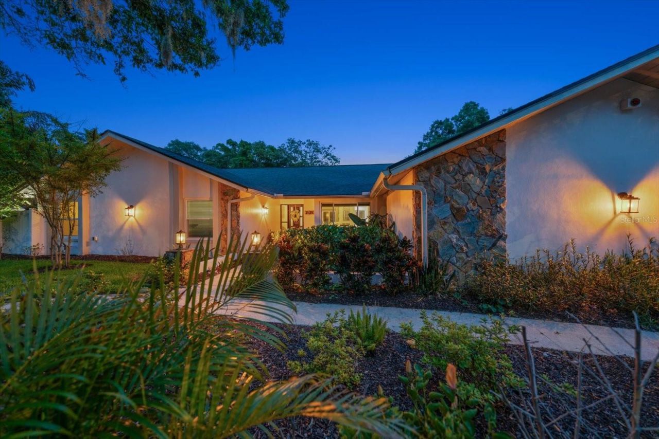 2423 Foxhead Way, Clearwater, FL 33759 Photo