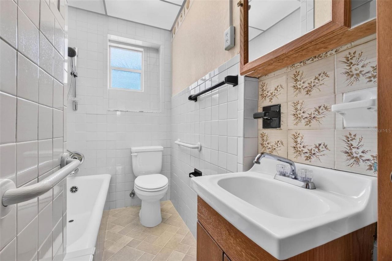 2600 25th Avenue N, Saint Petersburg, FL 33713 Photo