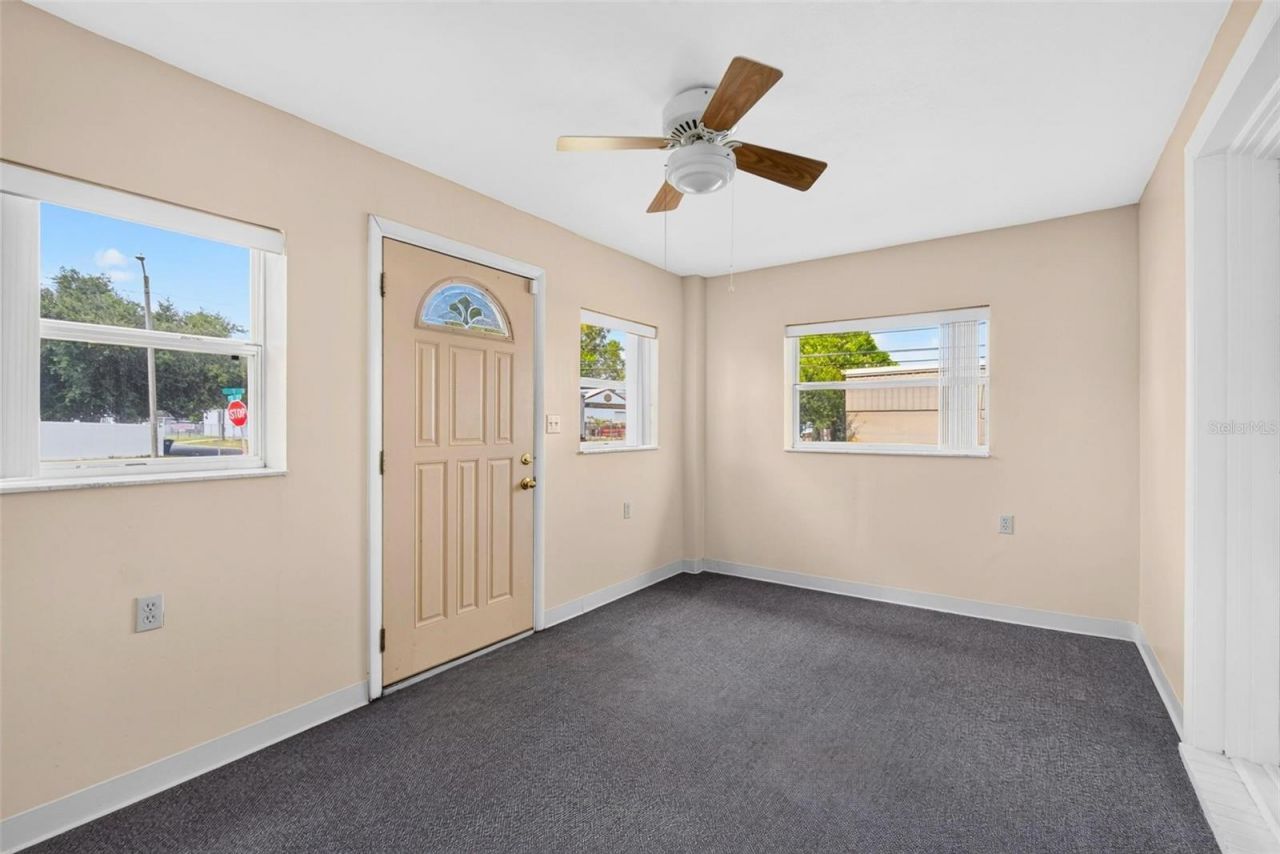 2600 25th Avenue N, Saint Petersburg, FL 33713 Photo