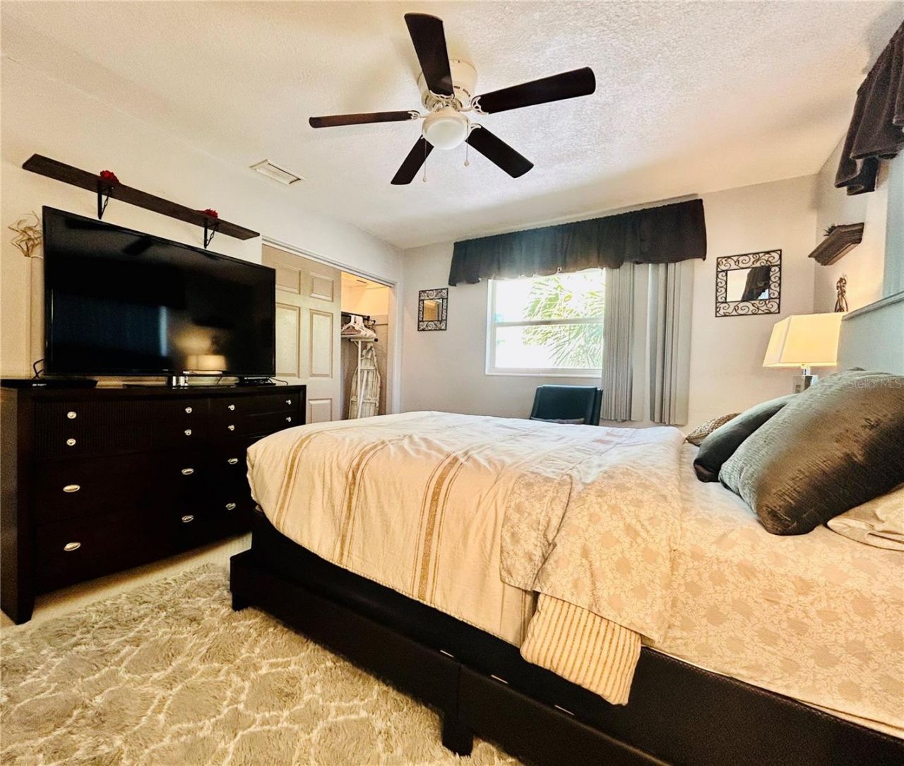 6190 6th Street S, Saint Petersburg, FL 33705 Photo