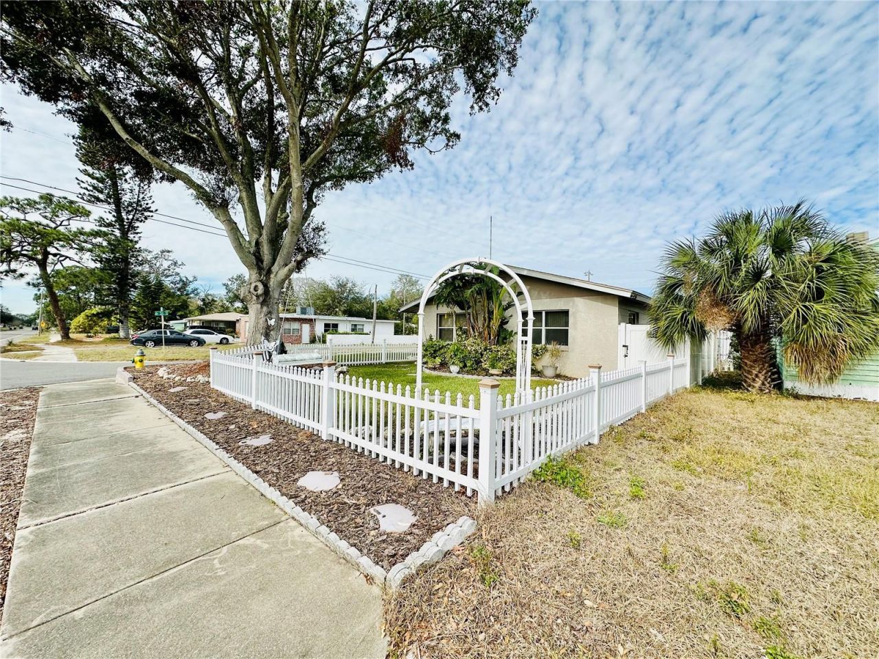 6190 6th Street S, Saint Petersburg, FL 33705 Photo