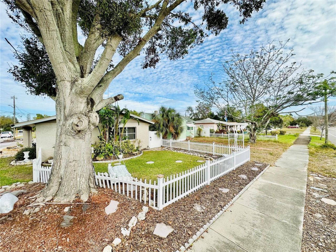 6190 6th Street S, Saint Petersburg, FL 33705 Photo