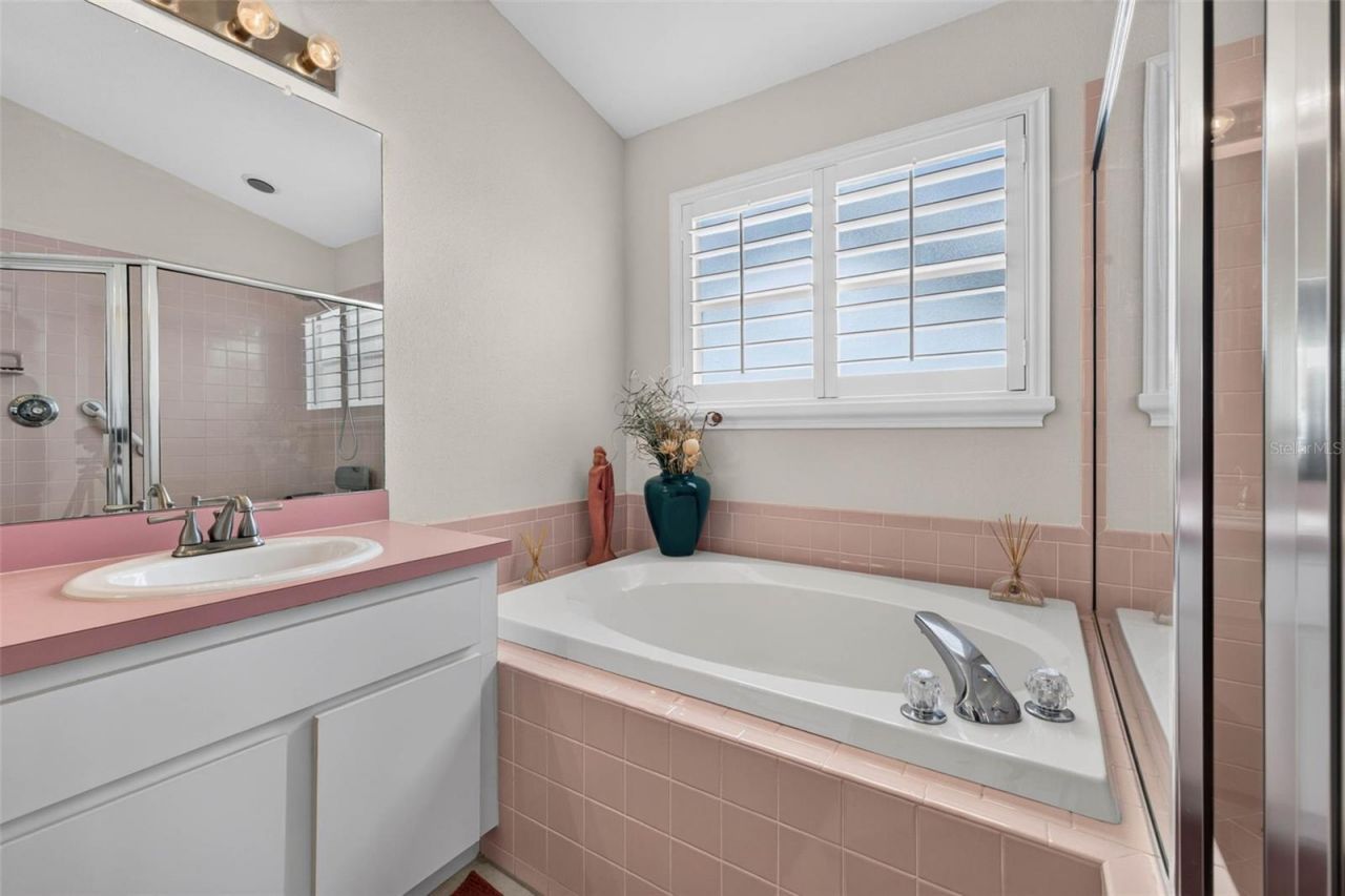 11123 Clayridge Drive, Tampa, FL 33635 Photo