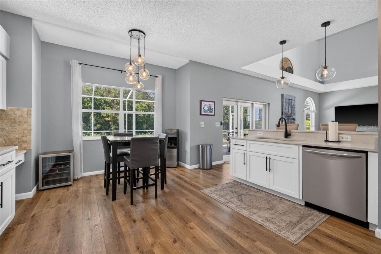 11123 Clayridge Drive, Tampa, FL 33635 Photo