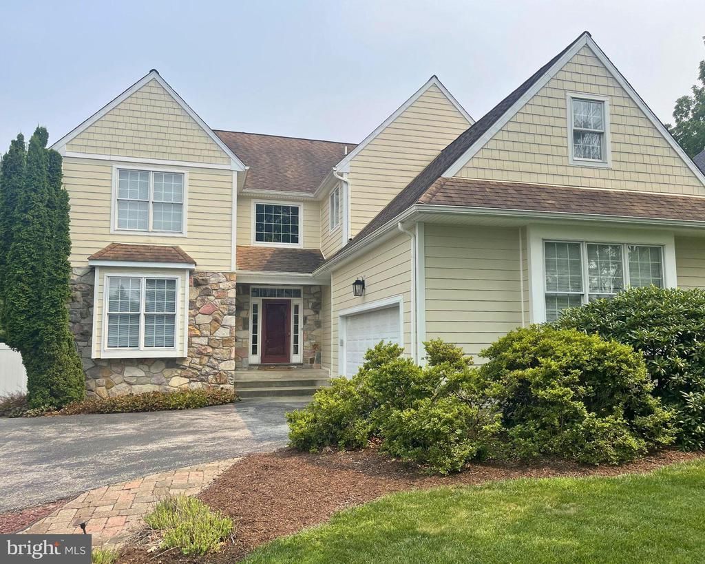 305 LANGFORD ROAD , BROOMALL, PA 19008