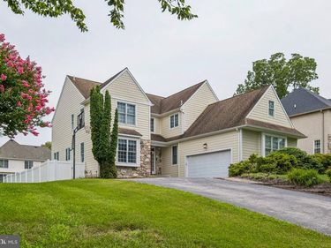 305 LANGFORD ROAD, BROOMALL, PA 19008