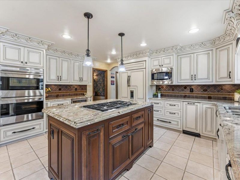 436 Heathgate Road, Anderson Twp, OH 45255 Photo 17