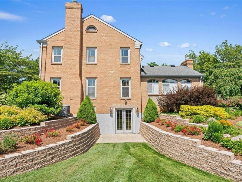 436 Heathgate Road, Anderson Twp, OH 45255 Photo 6