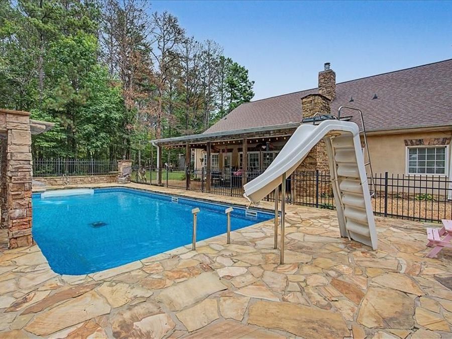 Property Image 43