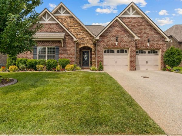 1115 Marys Pl, Lebanon, TN 37090
