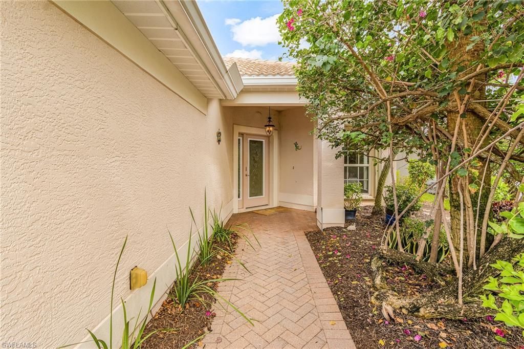 9964 Horse Creek Rd, Fort Myers, FL 33913 Photo