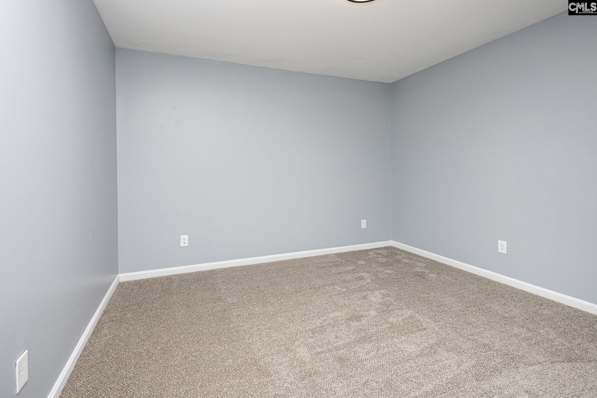 225 Tannery Drive Photo 33