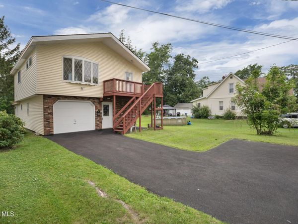 1368 Belmont Avenue, Schenectady, NY 12308