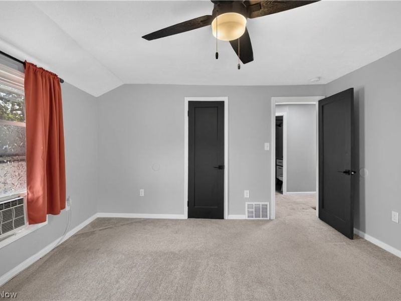 14227 Tuckahoe Avenue, Cleveland, OH 44111 Photo 19